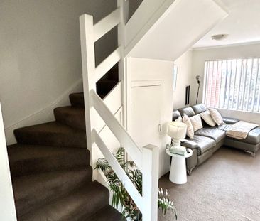 Kensington - Photo 4