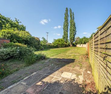 Parsonage Estate, Rogate, Petersfield, Hampshire, GU31 - Photo 6
