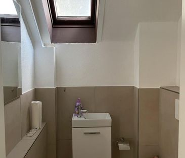 Helle & großzügige 2-ZKB-Wohnung mit Balkon - Photo 1