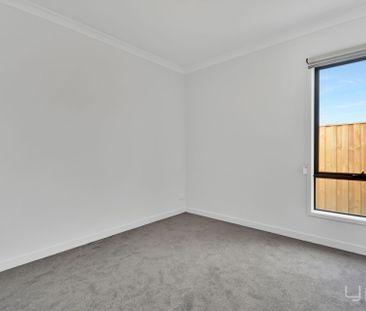 1 Supple Street, Werribee - Photo 5