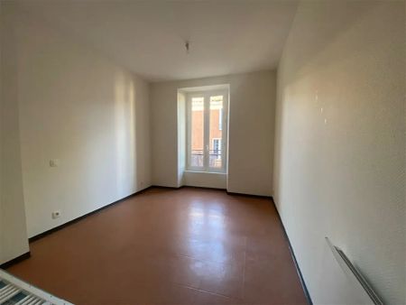 Location appartement 3 pièces - 70m² à Pamiers (09100) - Photo 4