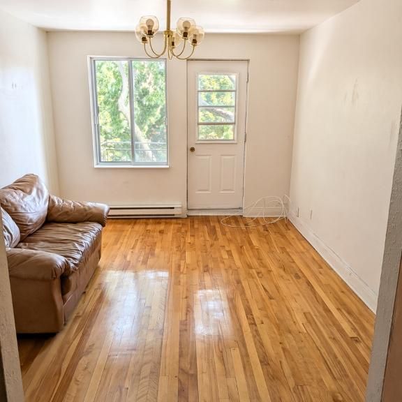 4 1/2 LOGEMENT À LOUER à Côte-des-Neiges, MONTRÉAL (disponible maintenant)! - Photo 1
