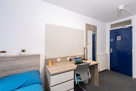 Room in a Shared Flat, Kelvinhaugh Street, G3 - Photo 5
