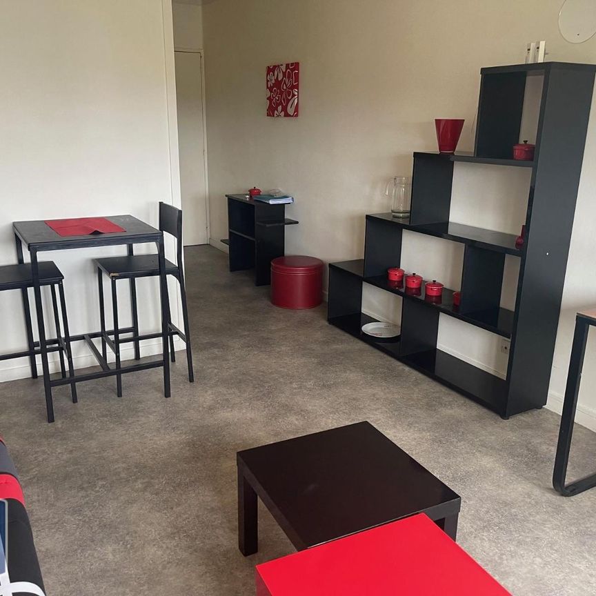 Location Appartement 1 pièce 23m² PESSAC 33600 - Photo 1