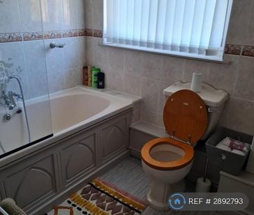 1 bedroom semi-detached house to rent - Photo 4