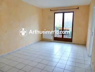 Location Appartement 3 pièces 73 m2 à Savigny-le-Temple - Photo 3