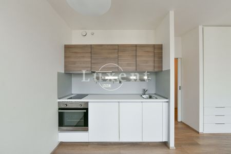 Pronájem bytu 1+kk 30 m² - Photo 2
