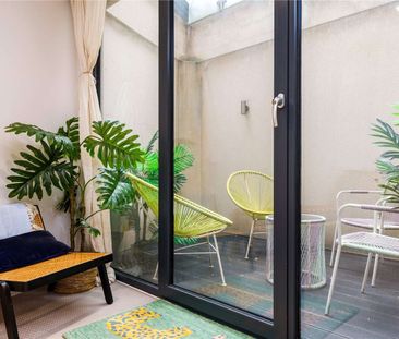 Charming and spacious one bedroom apartment with a patio. - Photo 5