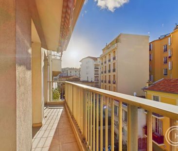 Location Appartement 3 pièces 66m² NICE 06000 - Photo 2