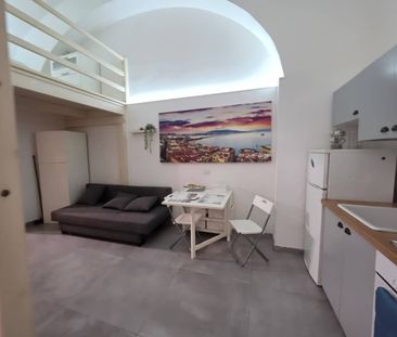 Bilocale via Roberto Savarese, Stella - Materdei, Napoli - Foto 1