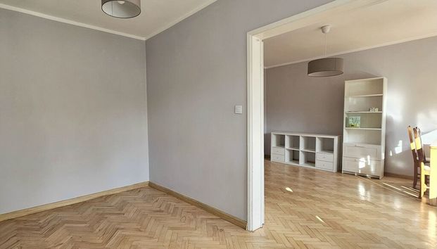 2 pokoje przechodnie niedaleko Galaxy - Photo 1