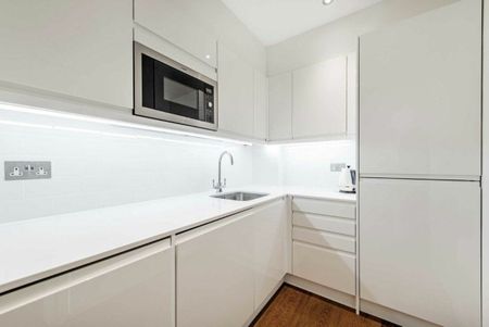 Ludgate Square, St Paul's, EC4M - Photo 5