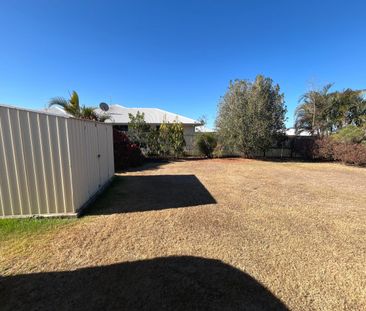 6 Boatwright Avenue, Gracemere, Qld 4702 - Photo 4