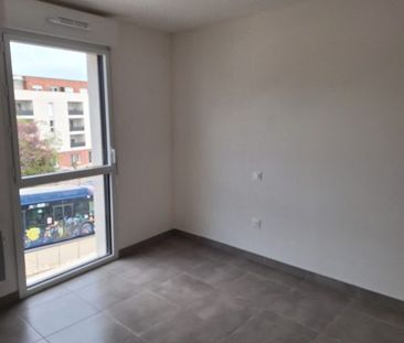 T2 AVEC TERRASSE ET PARKING - Photo 4