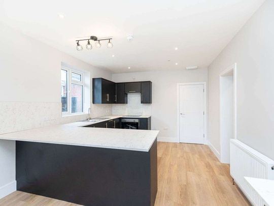 High End Luxury En-Suite Furnished Rooms Room 1 - Photo 1