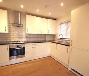 Botham House, Rollason Way, Brentwood, Essex, CM14 - Photo 5