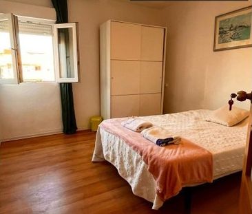 valencia, Valencian Community 46024 - Photo 5