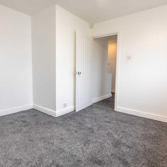 3 bedroom maisonette to rent - Photo 1