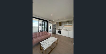 Experience luxurious living at Promenade - Photo 5