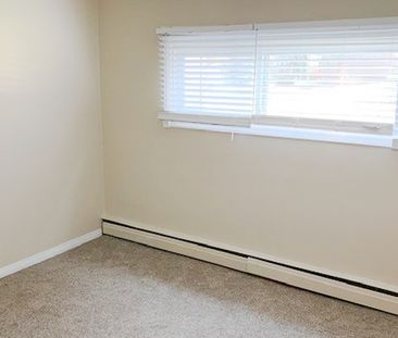 2 Bedroom Condo For Rent In Chinook Park/ All Utilities Included! - Photo 6