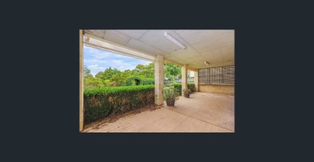 One Bedroom Flat With All Utilities Included - Photo 2