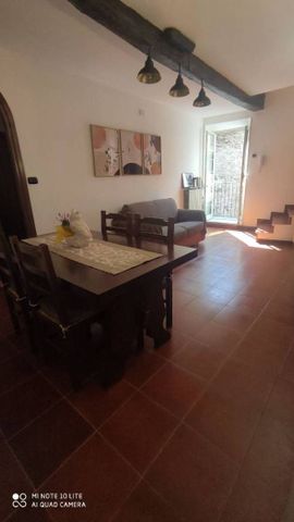 Bilocale piazza Vignola, Centro, Caprarola - Photo 2