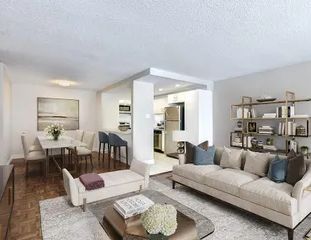 1 room apartment of 51m² in Montreal - Photo 1