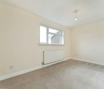 Ash Tree Close - Photo 4