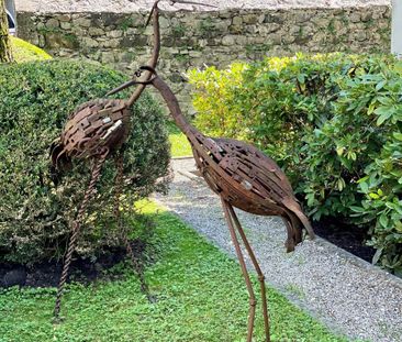 Besondere 2-Zimmer-Dachgeschoss-Wohnung in wunderschönem Altbau - Foto 2