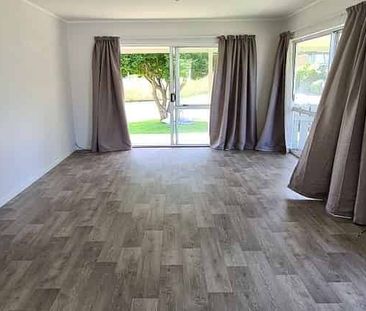 Cute cottage near beach - Photo 2