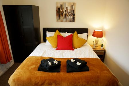 Percy Avenue - Photo 4