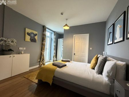 4 bedroom end of terrace house to rent - Photo 5
