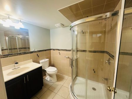 For Lease - 776 Mccue Drive, Oshawa, Ontario - Photo 4