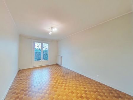 Location Appartement 3 pièces 76m² ROMANS SUR ISERE 26100 - Photo 5