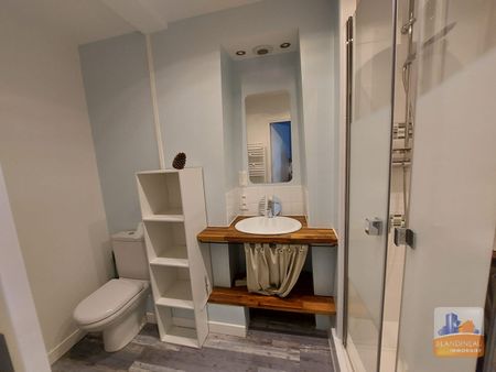 Location Maison 4 pièces 81m² - Photo 2