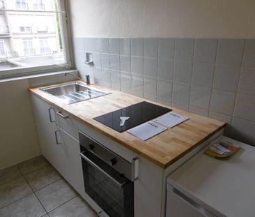 Location Appartement 1 pièce 31m² - Photo 3