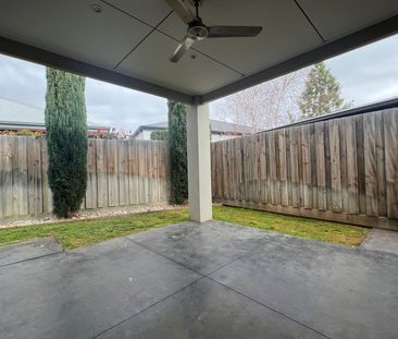 Walk to the river. - Photo 6