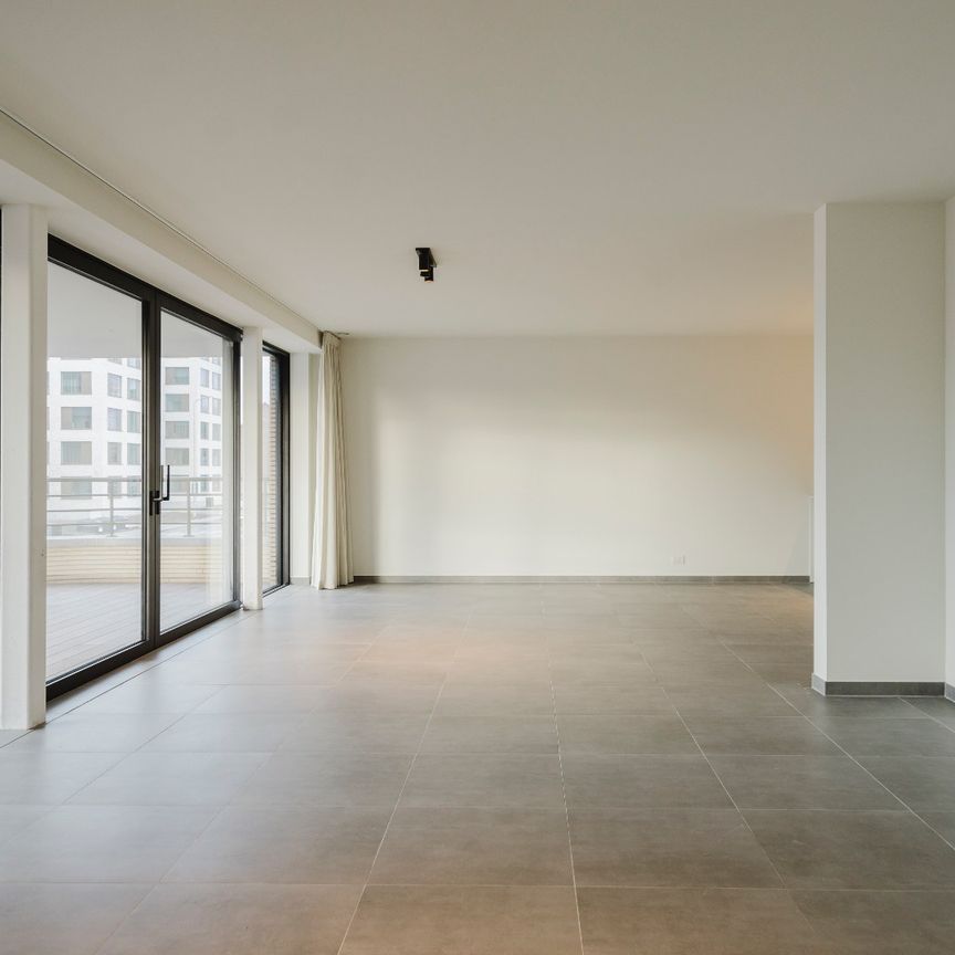 Appartement te huur in Kortrijk - Photo 1