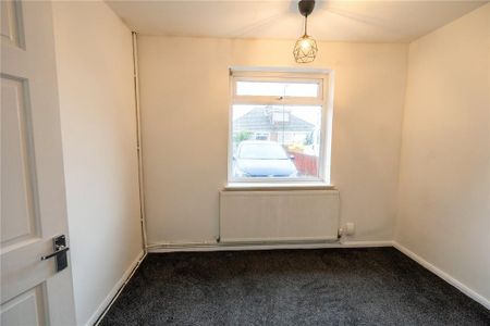 4 bedroom bungalow to rent - Photo 3