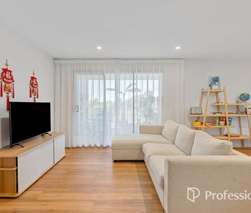Resort Style Living in the Heart of Maylands!!! - Photo 4
