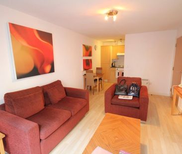 1 bedroom apartment to rent - Photo 2