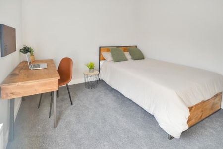 3 bedroom terraced house to rent - Photo 4