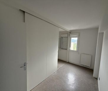 À Louer : Grand Appartement de Type 4 en Duplex - Villeneuve - Gren... - Photo 6
