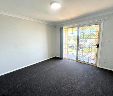 CONTEMPORARY DUPLEX IN HIGHLY DESIRED LOCATION - Photo 6