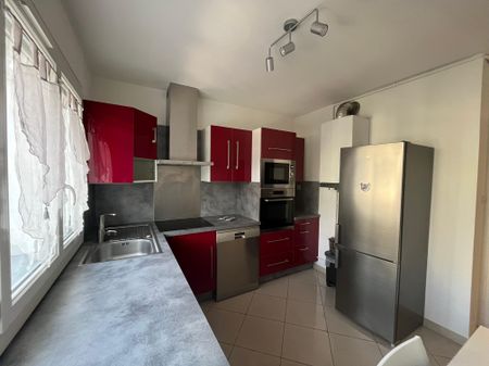 Location Appartement 2 pièces 54m² ST MARTIN D HERES 38400 - Photo 4