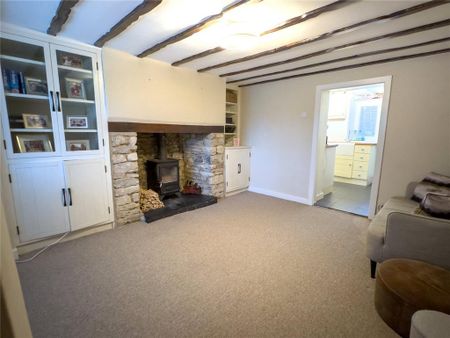 2 bedroom semi-detached house to rent - Photo 2