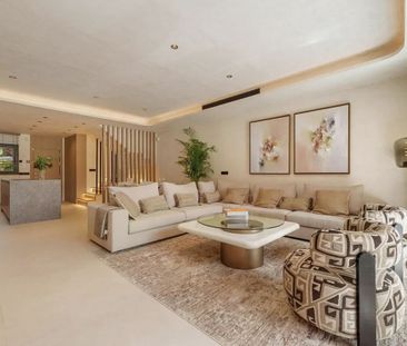Semi-Detached House · The Golden Mile - Photo 2