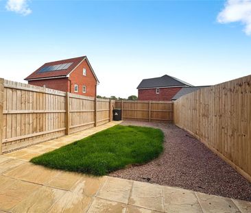 3 bedroom house to rent Falstaff Dene, Wellingborough, Northamptons... - Photo 1