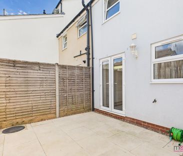 2 bedroom terraced house to rent - Photo 6