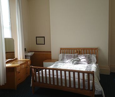 129 Warwick Road, Carlisle (STUDENT HOUSE) 10 rooms available Augus... - Photo 5